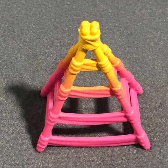 Gabby's Purrfect Dollhouse Playset Replacement Parts Tent 2 Figures - Picture 9 of 9